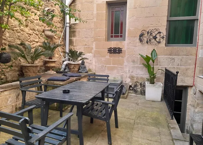 Boho Πανσιόν 3*